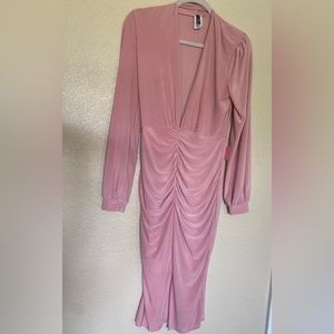 Beautiful new with tag  pink dress.